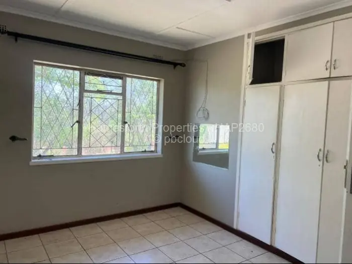 4 Bedroom House to Rent in Glen Lorne