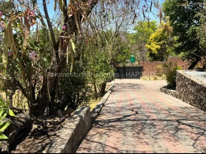 4 Bedroom House to Rent in Glen Lorne