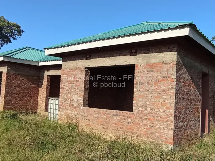 5 Bedroom House for Sale in Hertfordshire, Gweru