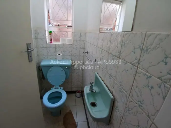 Flat/Apartment to Rent in Avondale