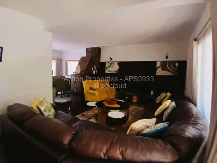 Flat/Apartment to Rent in Avondale