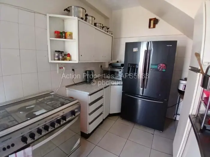 Flat/Apartment to Rent in Avondale