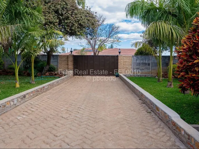 5 Bedroom House for Sale in Kwekwe, Kwekwe