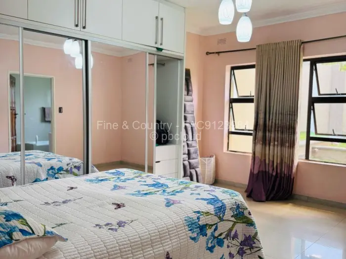 6 Bedroom House to Rent in Pomona, Harare