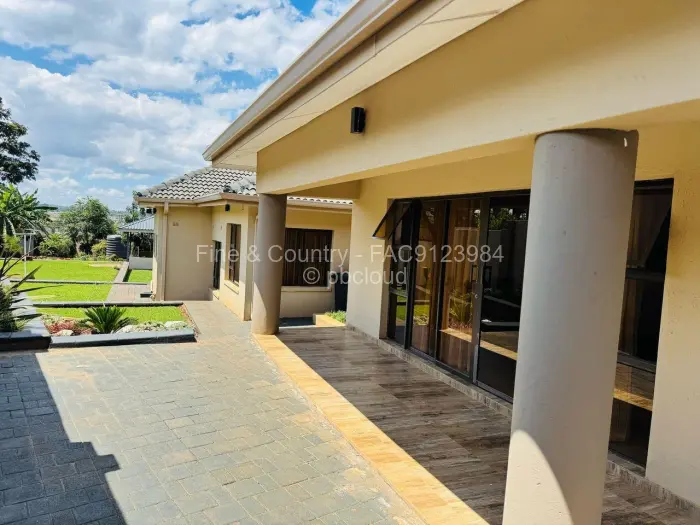 6 Bedroom House to Rent in Pomona, Harare