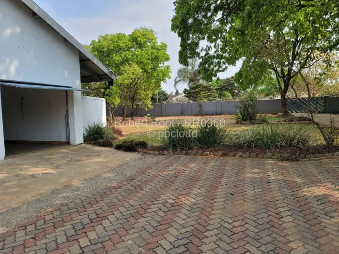 3 Bedroom House to Rent in Norton, Norton