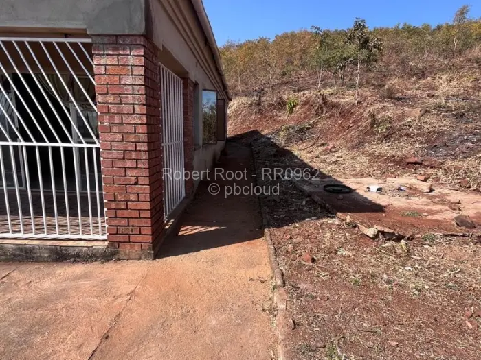 5 Bedroom House for Sale in Bindura, Bindura