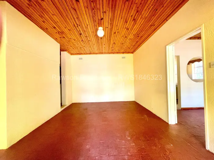 5 Bedroom House for Sale in Ryelands, Harare