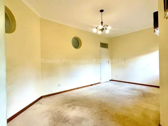 5 Bedroom House for Sale in Ryelands, Harare