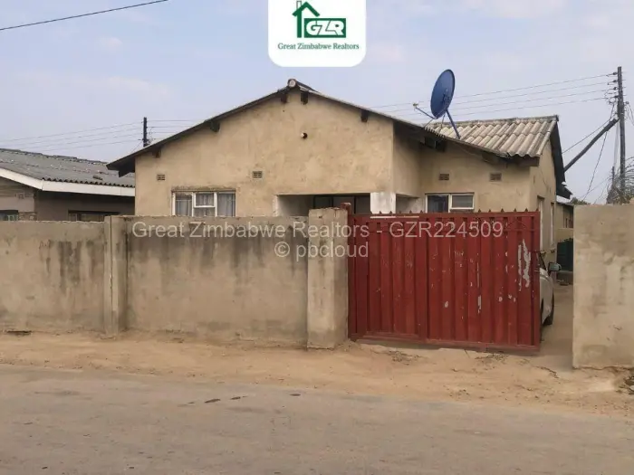 6 Bedroom House for Sale in Masvingo, Masvingo