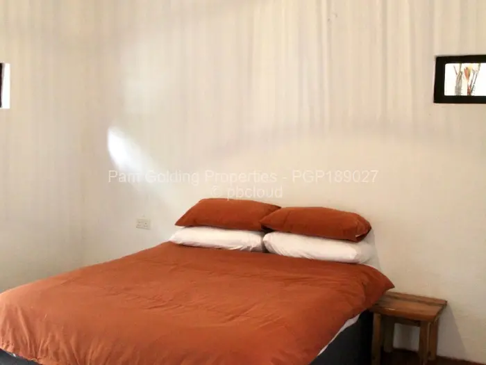 3 Bedroom House for Sale in Msuna, Msuna