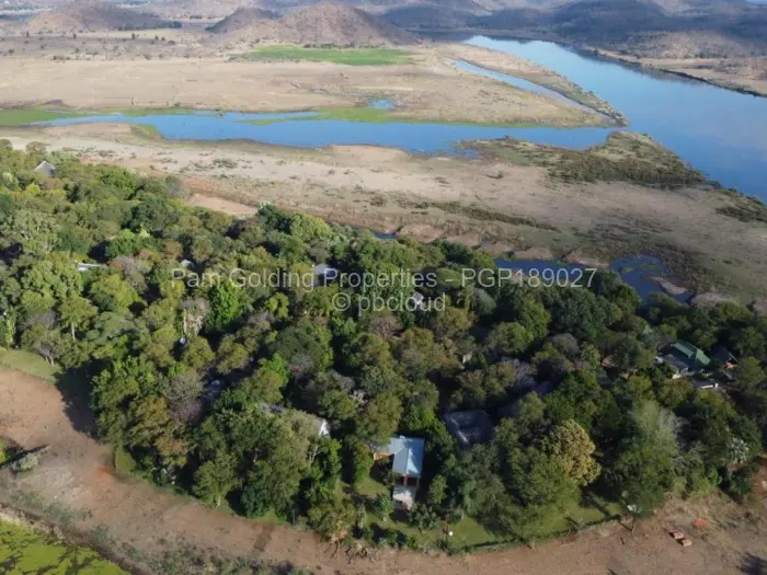 3 Bedroom House for Sale in Victoria Falls, Victoria Falls