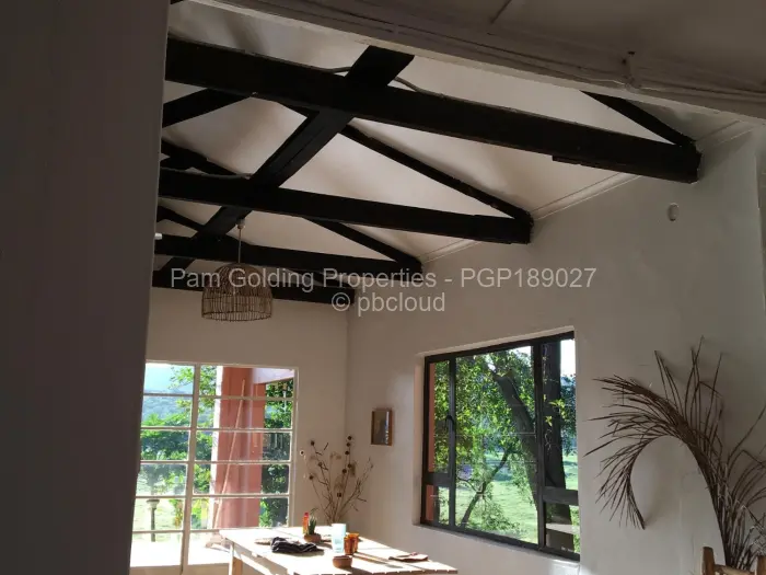 3 Bedroom House for Sale in Msuna, Msuna