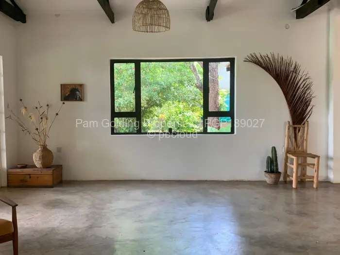 3 Bedroom House for Sale in Victoria Falls, Victoria Falls