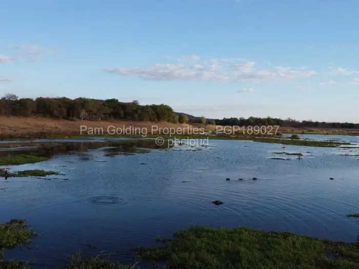 3 Bedroom House for Sale in Victoria Falls, Victoria Falls