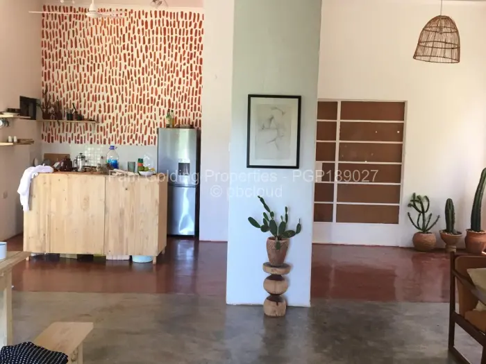 3 Bedroom House for Sale in Msuna, Msuna