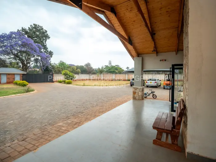 Townhouse/Cluster for Sale in Greendale North, Harare