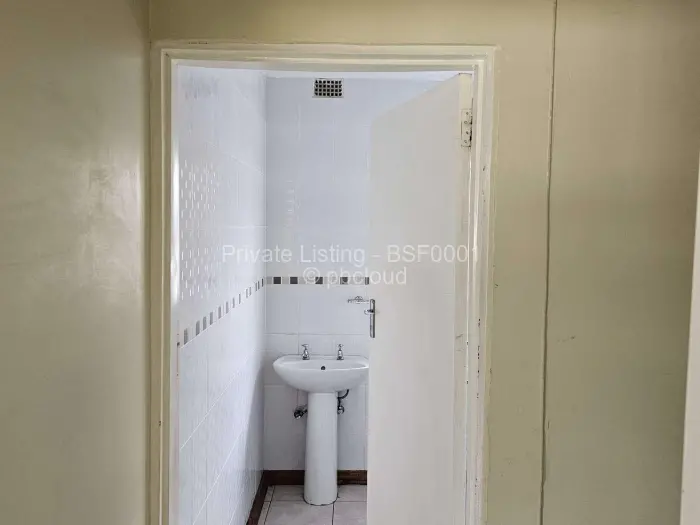 Flat/Apartment to Rent in Mabelreign