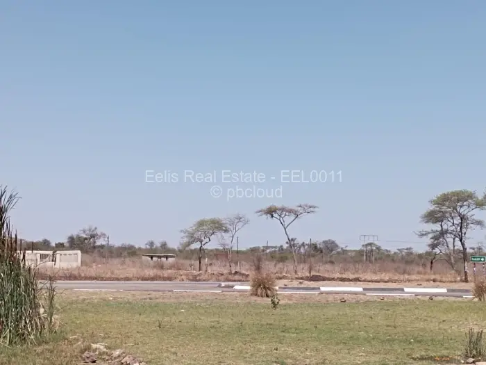 Commercial Stand for Sale in Redcliff, Redcliff