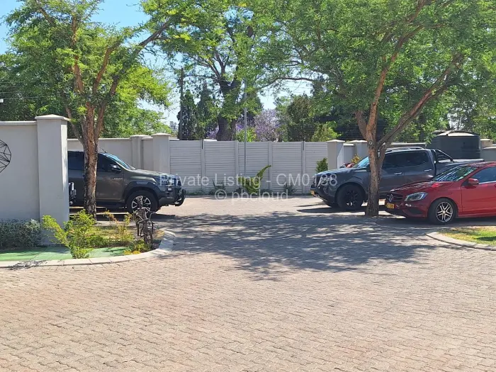 Townhouse/Cluster to Rent in Greendale, Harare