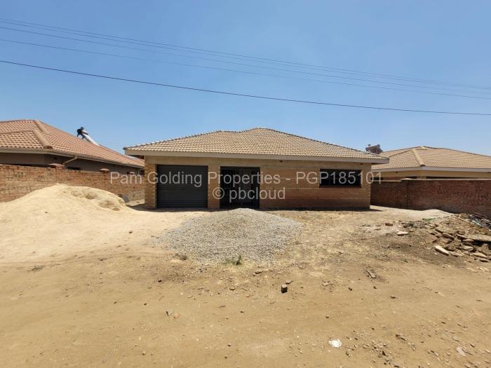 4 Bedroom House for Sale in Madokero Estates, Harare