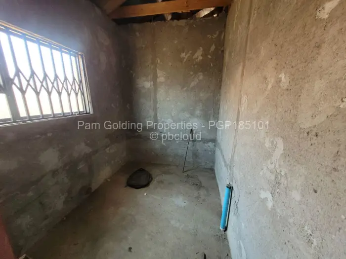 4 Bedroom House for Sale in Madokero Estates, Harare