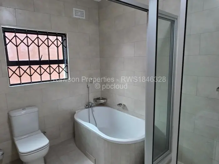 2 Bedroom Cottage/Garden Flat to Rent in Mount Pleasant