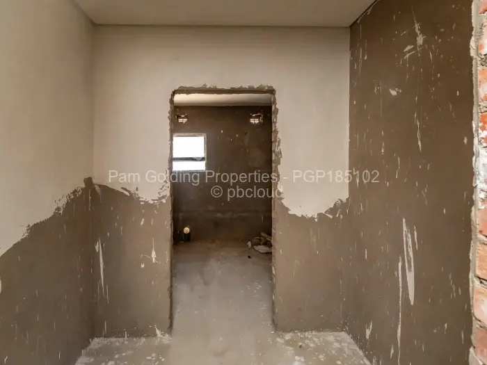 Townhouse/Cluster for Sale in Greendale, Harare