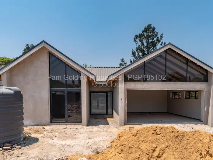 Townhouse/Cluster for Sale in Greendale, Harare