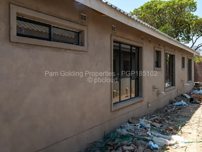 Townhouse/Cluster for Sale in Greendale, Harare