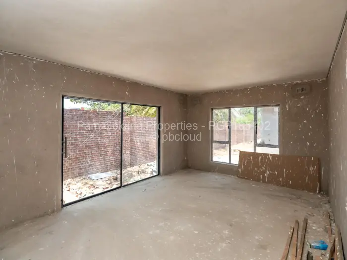 Townhouse/Cluster for Sale in Greendale, Harare