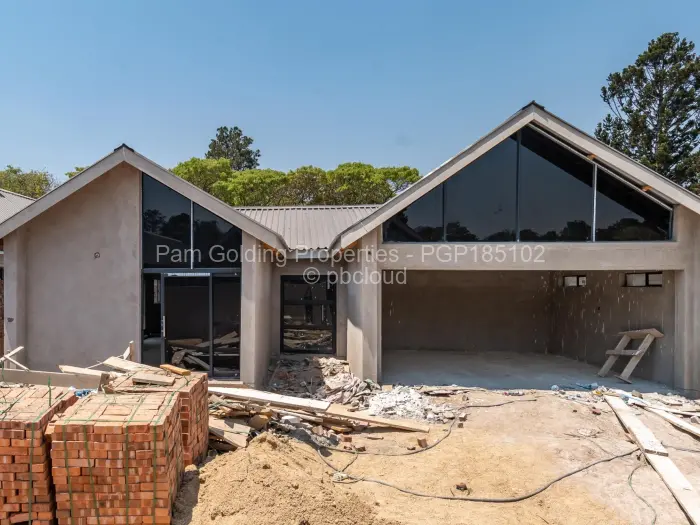 Townhouse/Cluster for Sale in Greendale, Harare