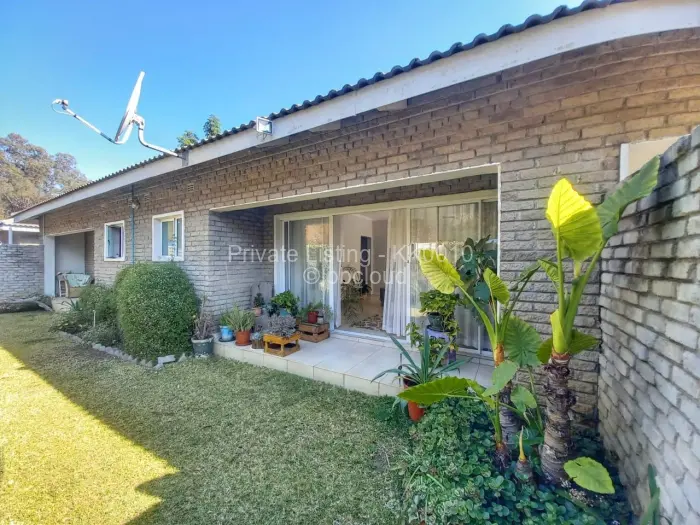 Townhouse/Complex/Cluster for Sale in Newlands, Harare