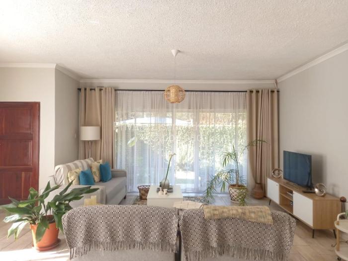 Townhouse/Cluster for Sale in Newlands, Harare