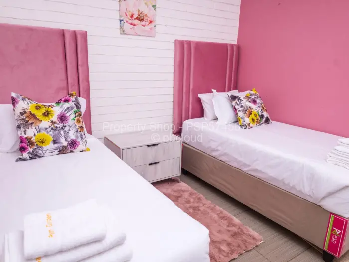 3 Bedroom House to Rent in Greengrove