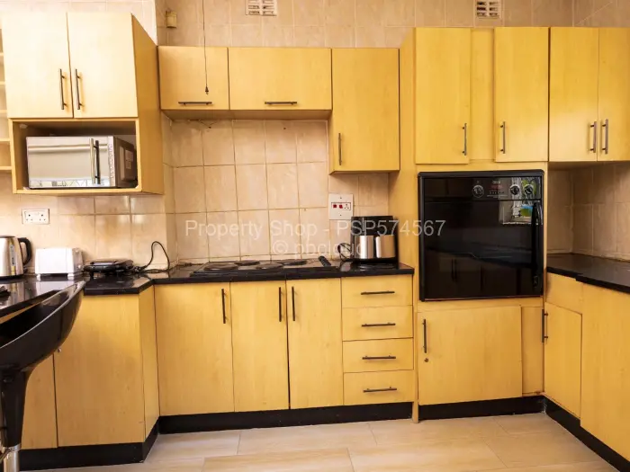 3 Bedroom House to Rent in Greengrove