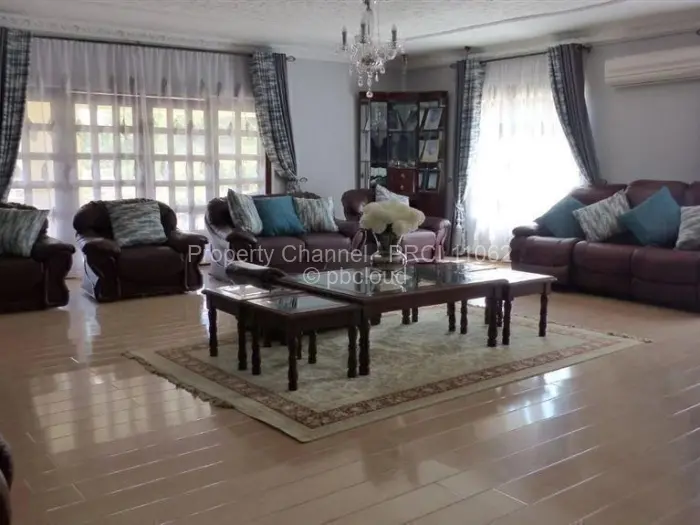 6 Bedroom House for Sale in Borrowdale, Harare