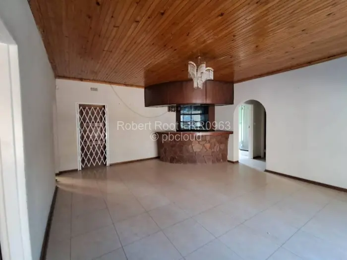 4 Bedroom House to Rent in Borrowdale