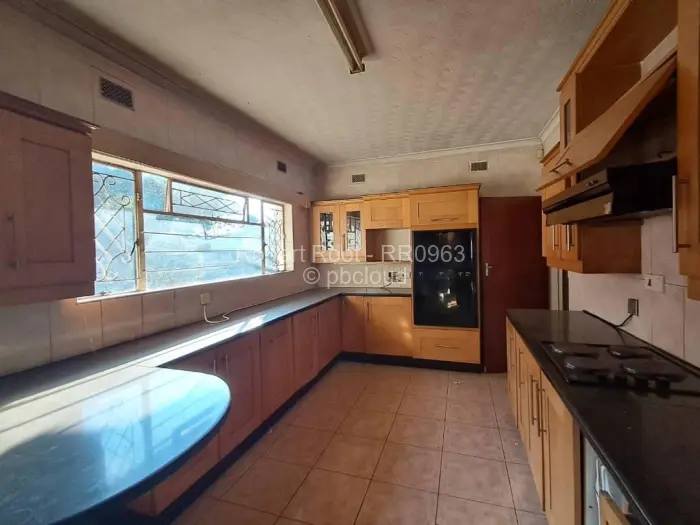 4 Bedroom House to Rent in Borrowdale