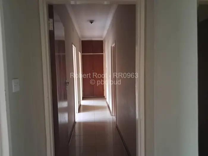 4 Bedroom House to Rent in Borrowdale