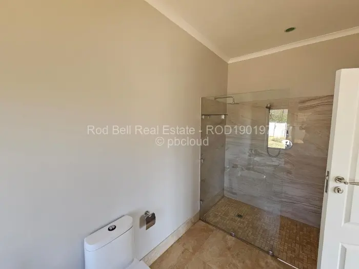 Townhouse/Complex/Cluster for Sale in Helensvale, Harare