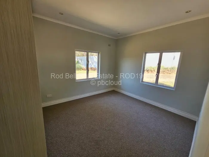 Townhouse/Complex/Cluster for Sale in Helensvale, Harare
