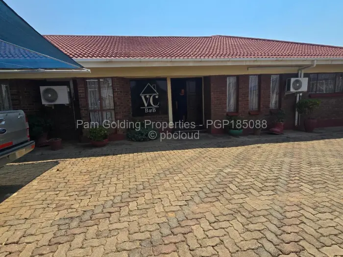 8 Bedroom House for Sale in Selbourne Park, Bulawayo