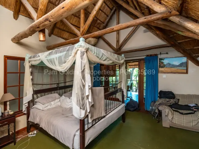 5 Bedroom House for Sale in Glen Lorne, Harare