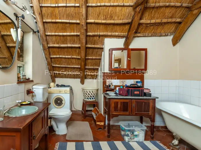 5 Bedroom House for Sale in Glen Lorne, Harare