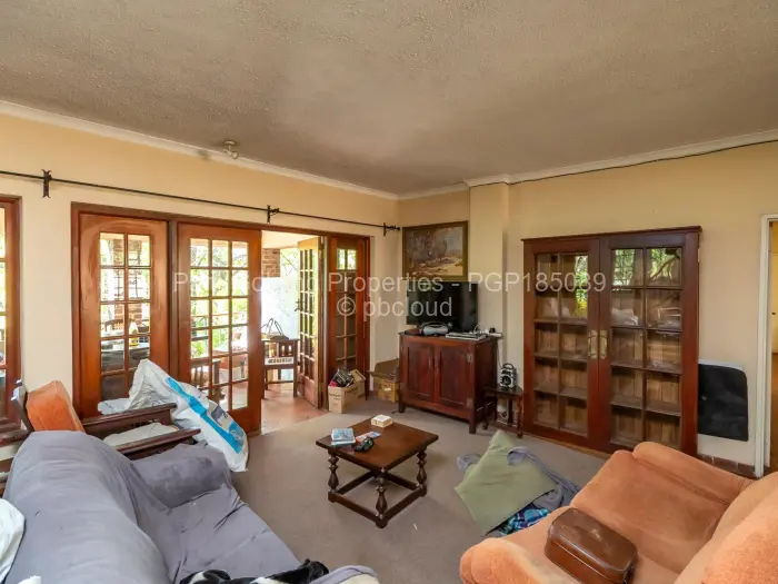 5 Bedroom House for Sale in Glen Lorne, Harare