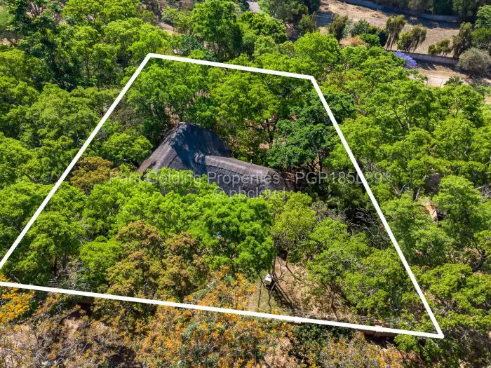 5 Bedroom House for Sale in Glen Lorne, Harare