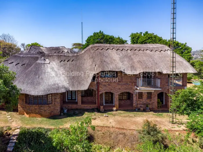 5 Bedroom House for Sale in Hogerty Hill, Harare