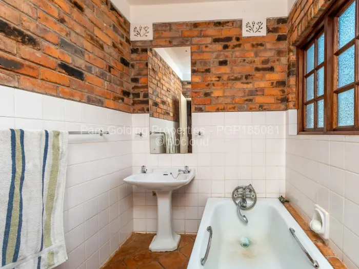 5 Bedroom House for Sale in Hogerty Hill, Harare