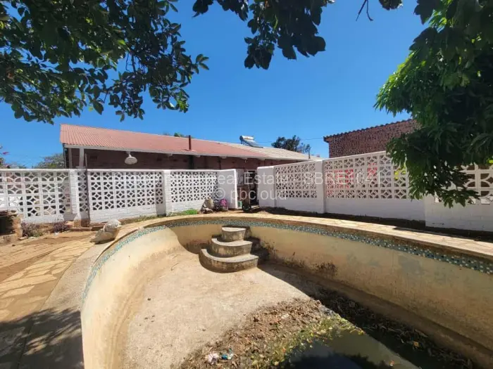 3 Bedroom House for Sale in Paddonhurst, Bulawayo
